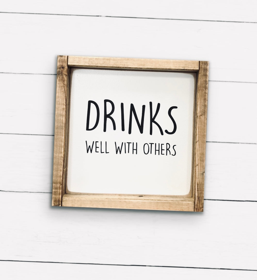 Drinks well with others